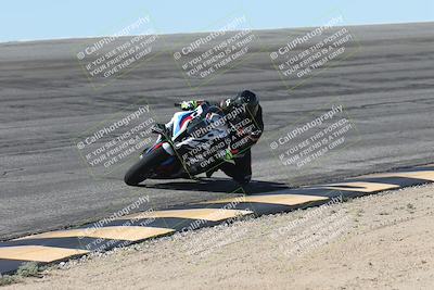 media/Oct-13-2025-Moto Forza (Mon) [[a66d839500]]/4-C Group/Session 2 (Bowl)/